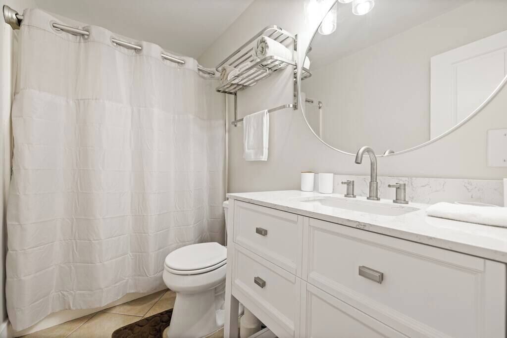 Photo of Bathroom in Treasure Cove