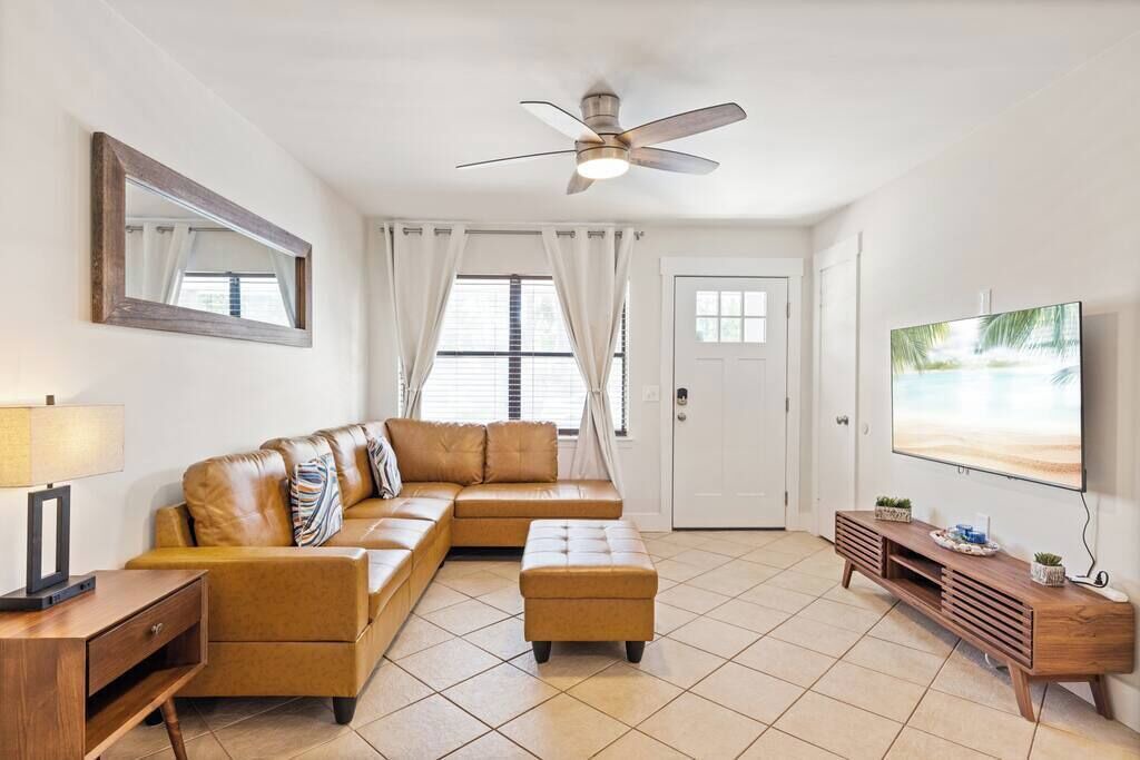 Photo of Livingroom in Treasure Cove