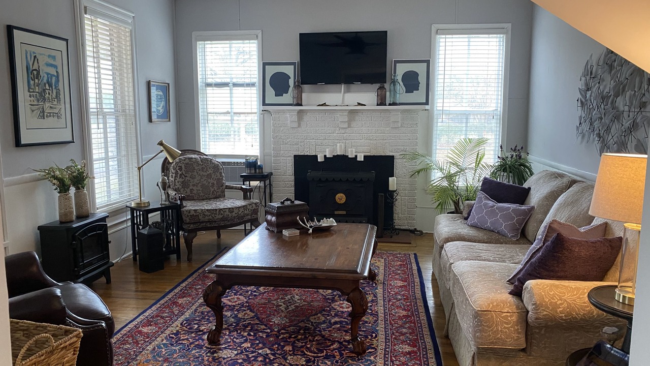 Photo of Livingroom in Longview