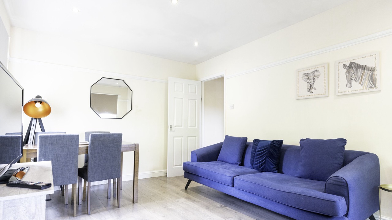 Photo of Bedroom in Alloa