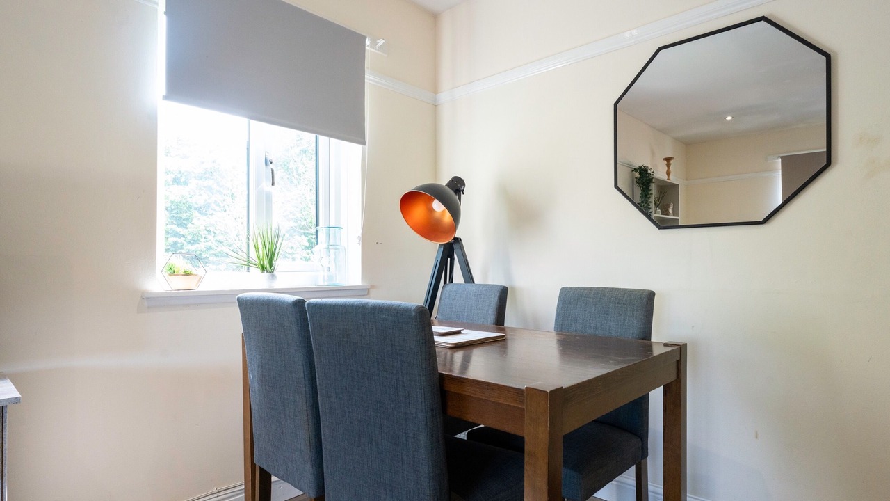 Photo of Livingroom in Alloa