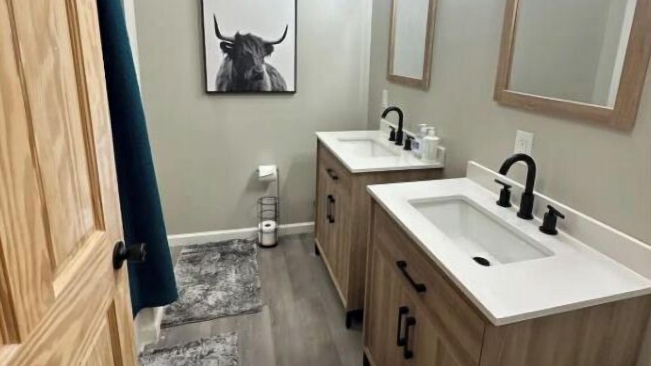 Photo of Bathroom in The Gate
