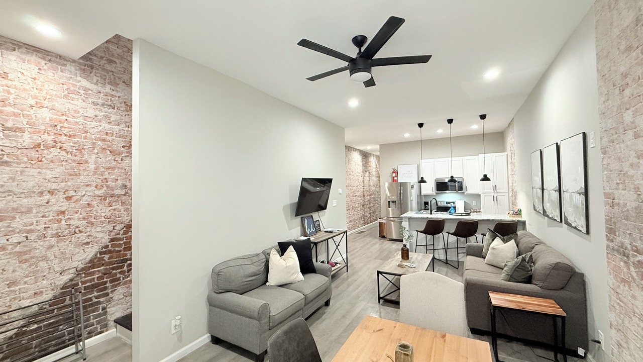 Photo of Livingroom in The Gate
