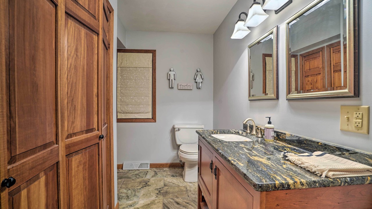 Photo of Bathroom in Oneida