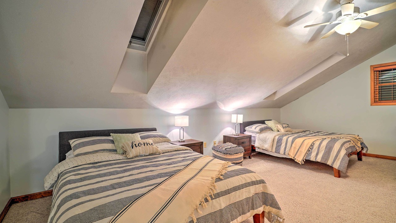 Photo of Others in Oneida