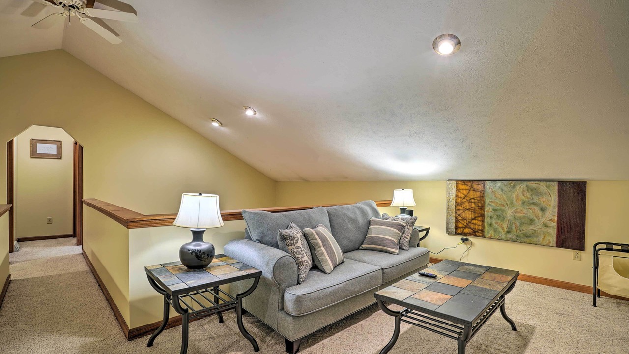 Photo of Others in Oneida