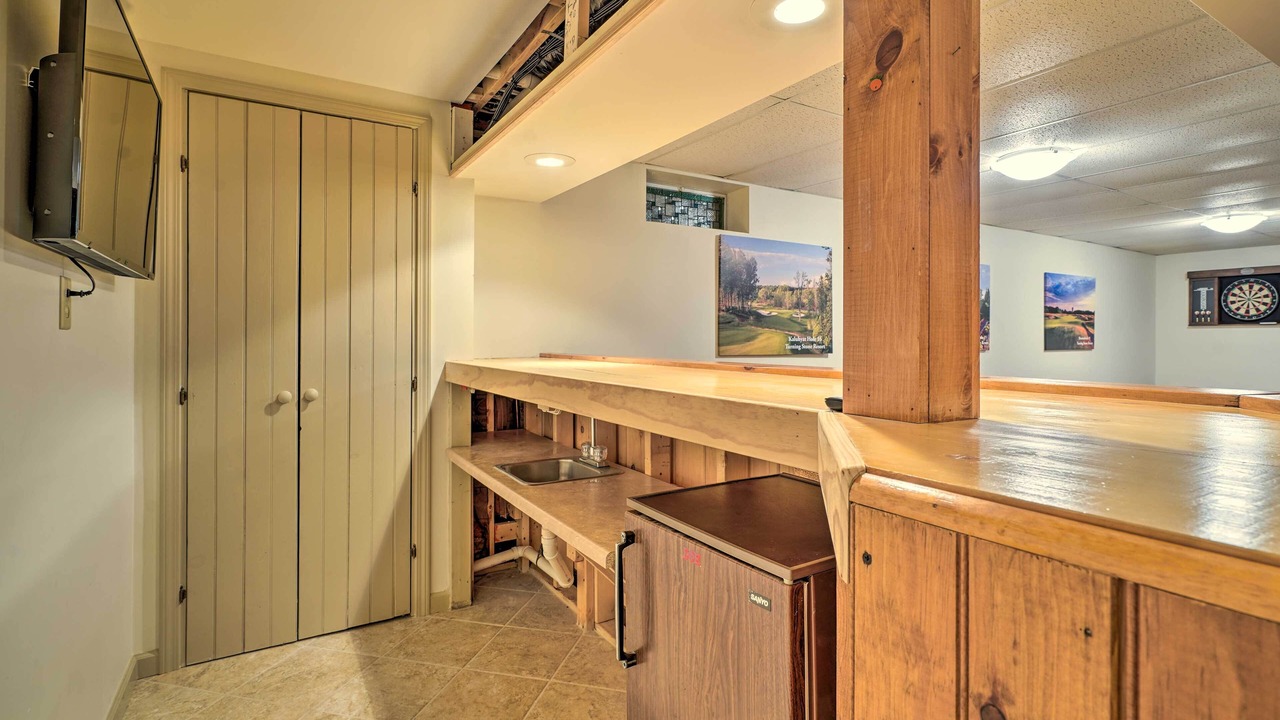 Photo of Others in Oneida