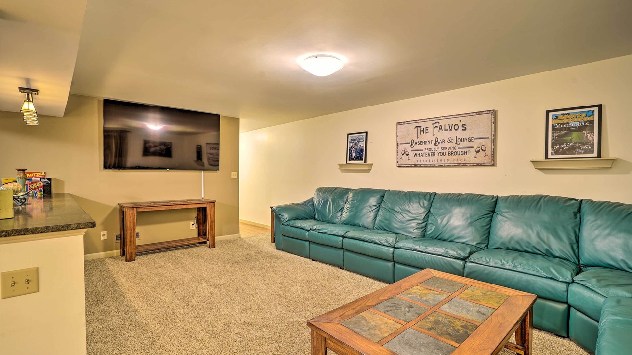 Photo of Livingroom in Oneida