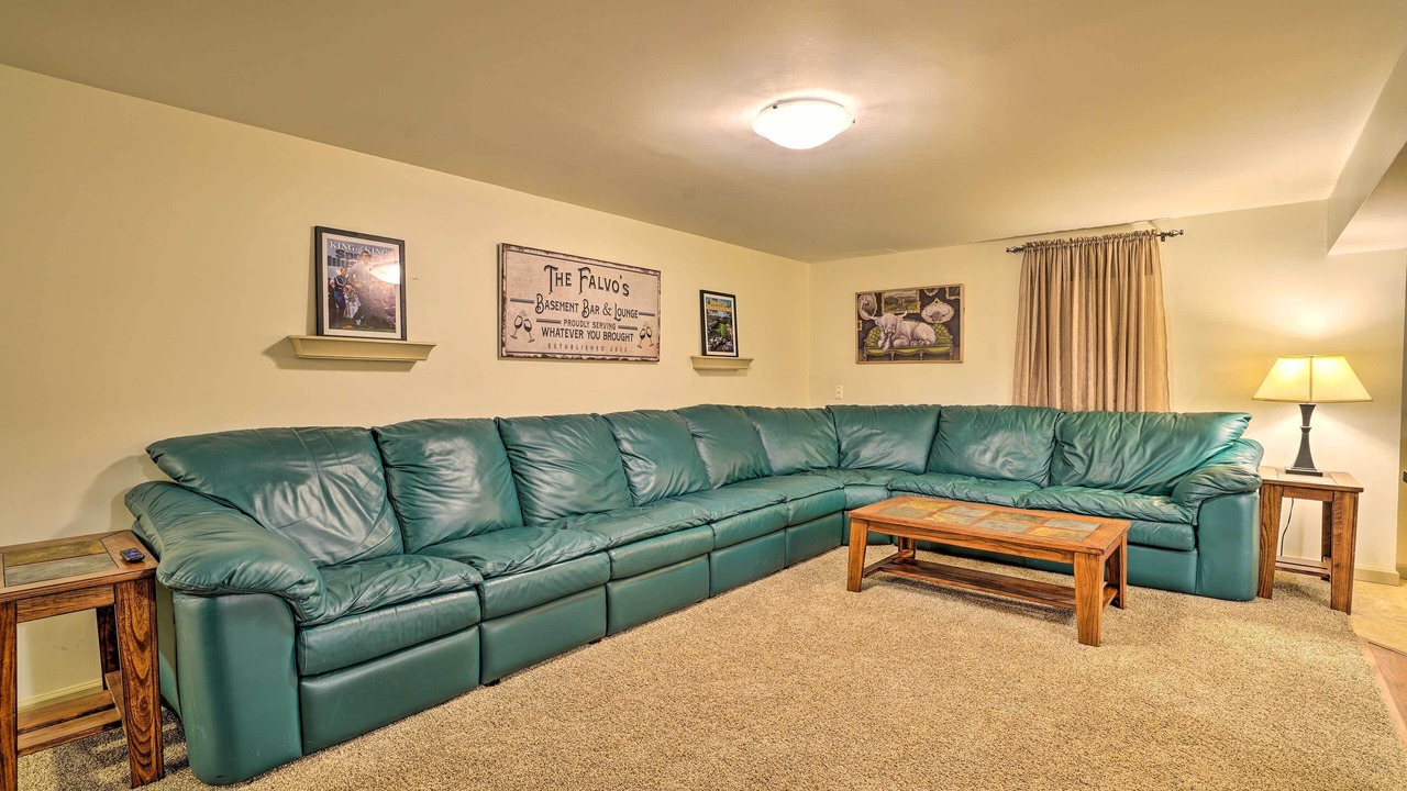 Photo of Others in Oneida