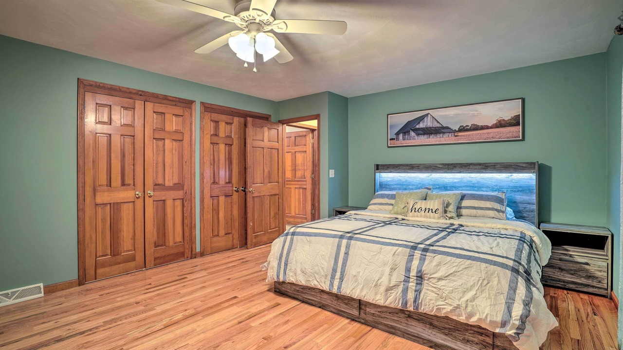 Photo of Others in Oneida