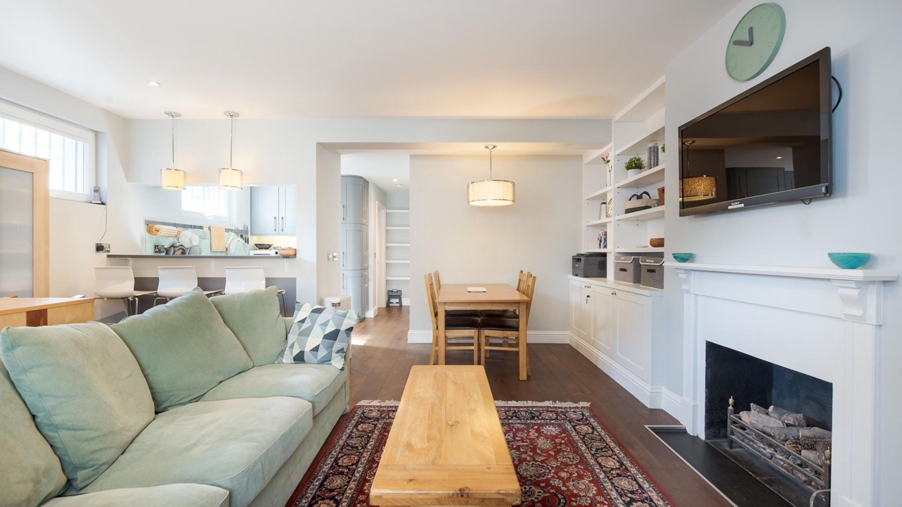 Photo of Livingroom in Parsons Green and Walham
