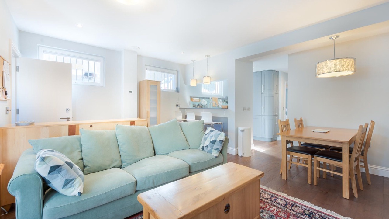 Photo of Livingroom in Parsons Green and Walham