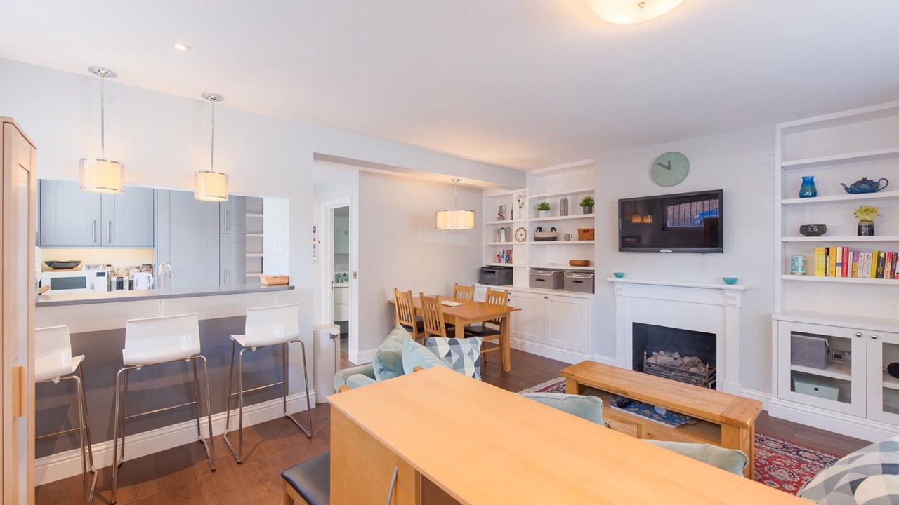 Photo of Others in Parsons Green and Walham