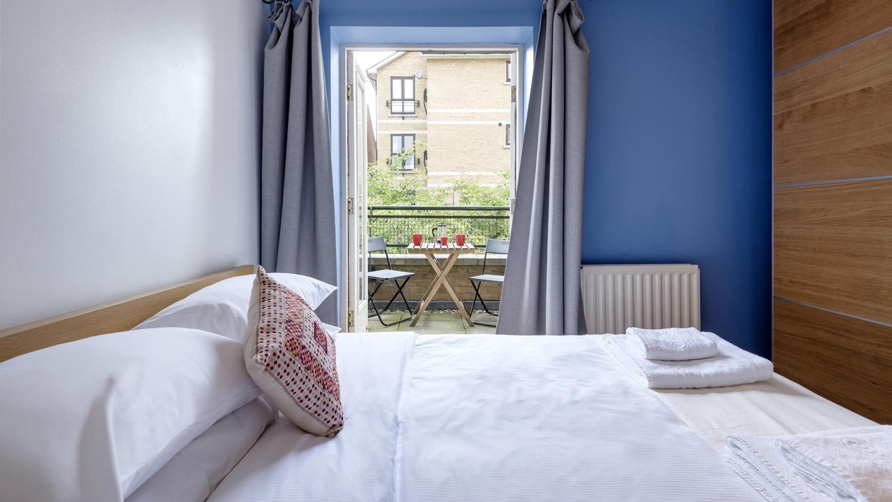 Photo of Bedroom in Docklands