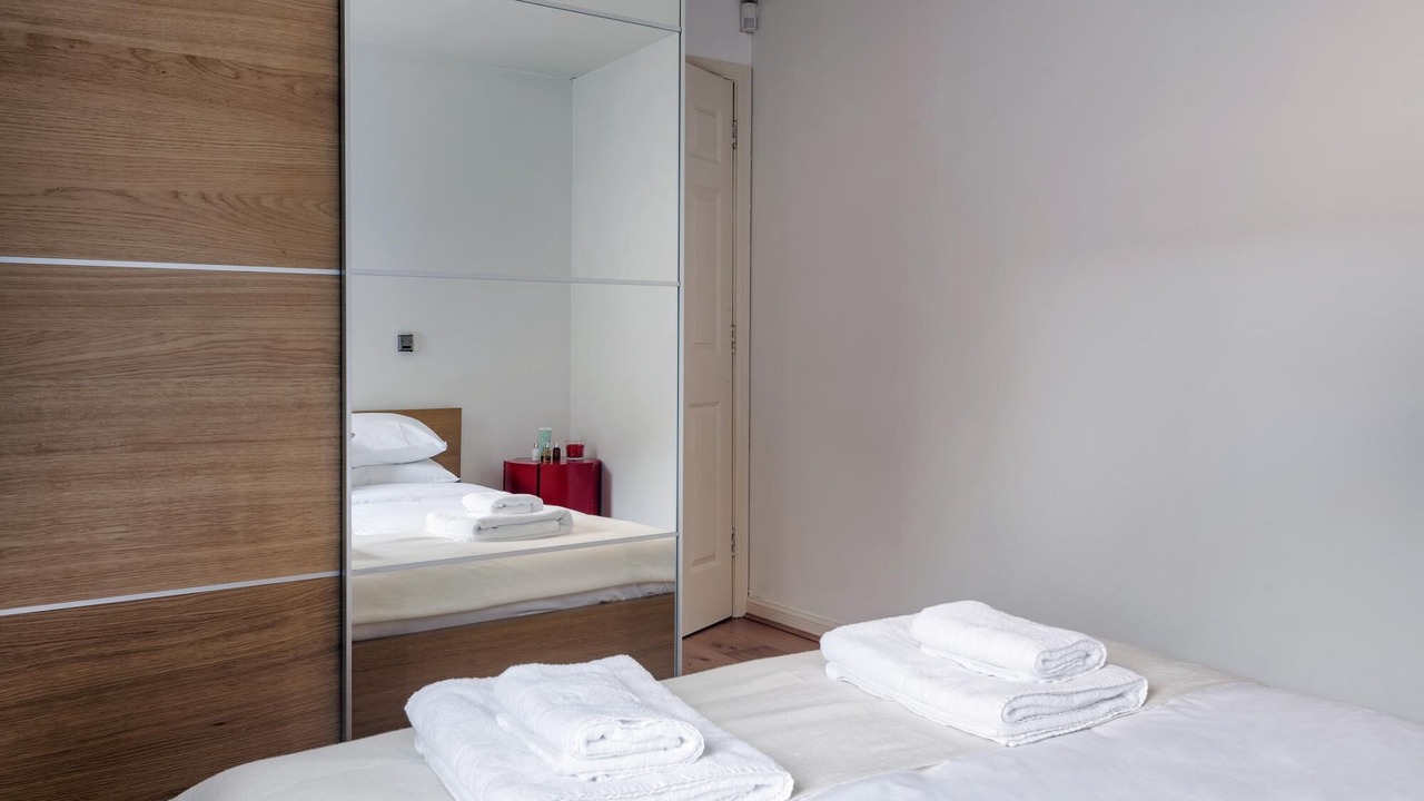 Photo of Bedroom in Docklands