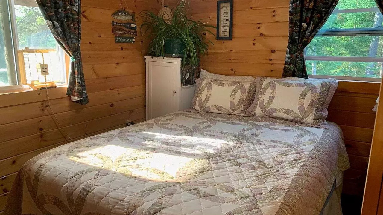 Photo of Bedroom in Pittsburg