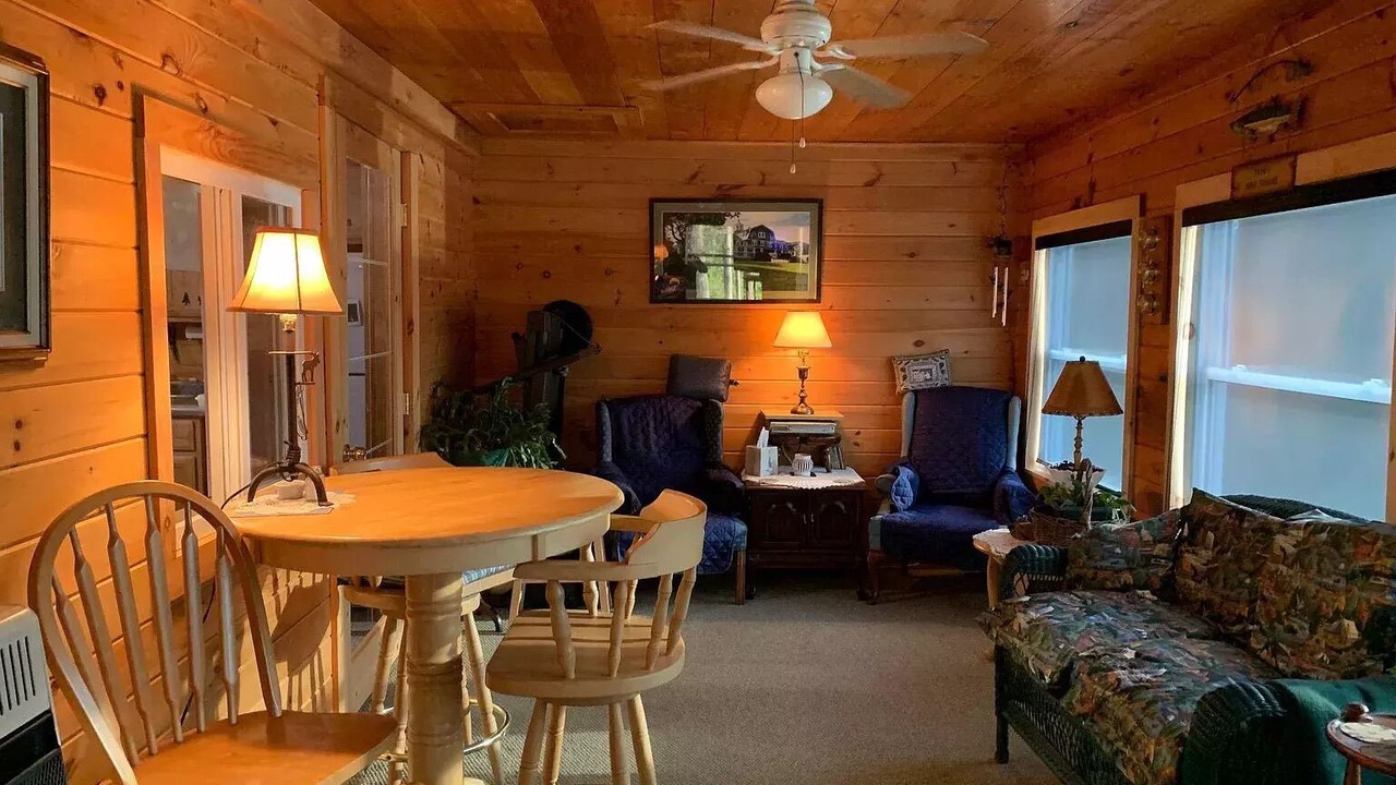 Photo of Livingroom in Pittsburg