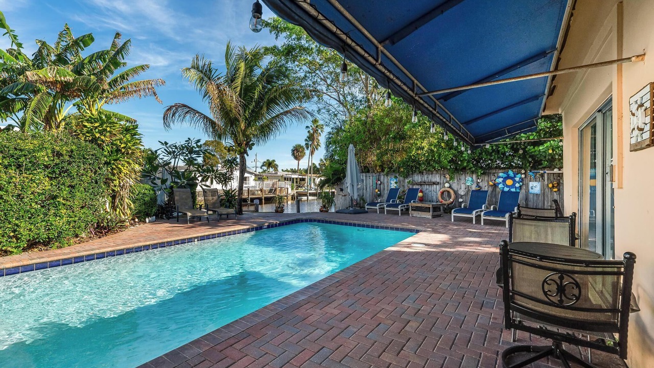 Photo of Outdoor in Garden Isles