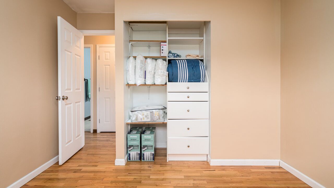 Photo of Others in Albany