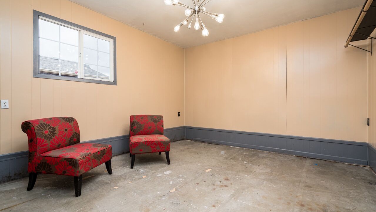 Photo of Others in Albany