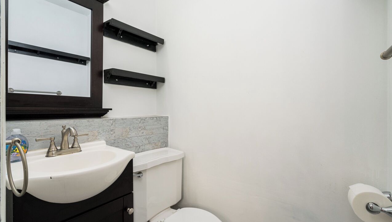 Photo of Others in Albany