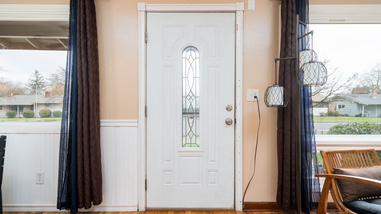 Photo of Others in Albany