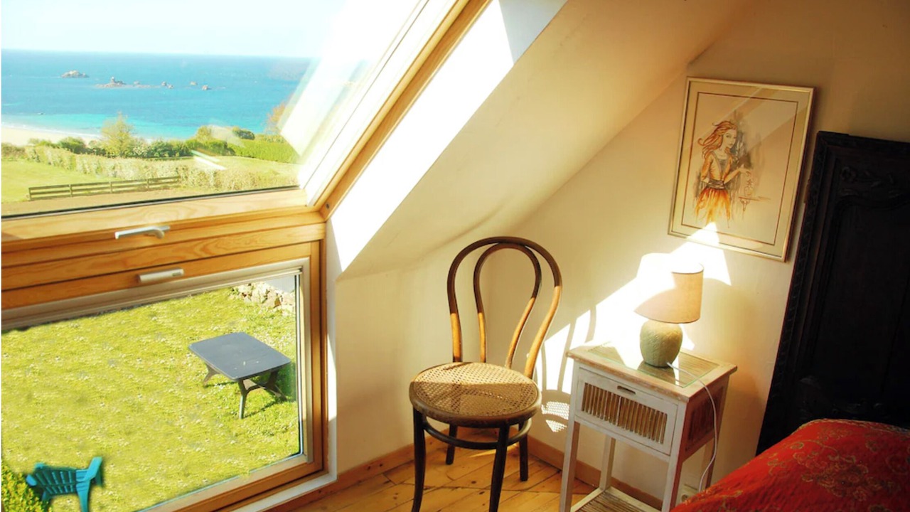 Photo of Bedroom in Plougasnou