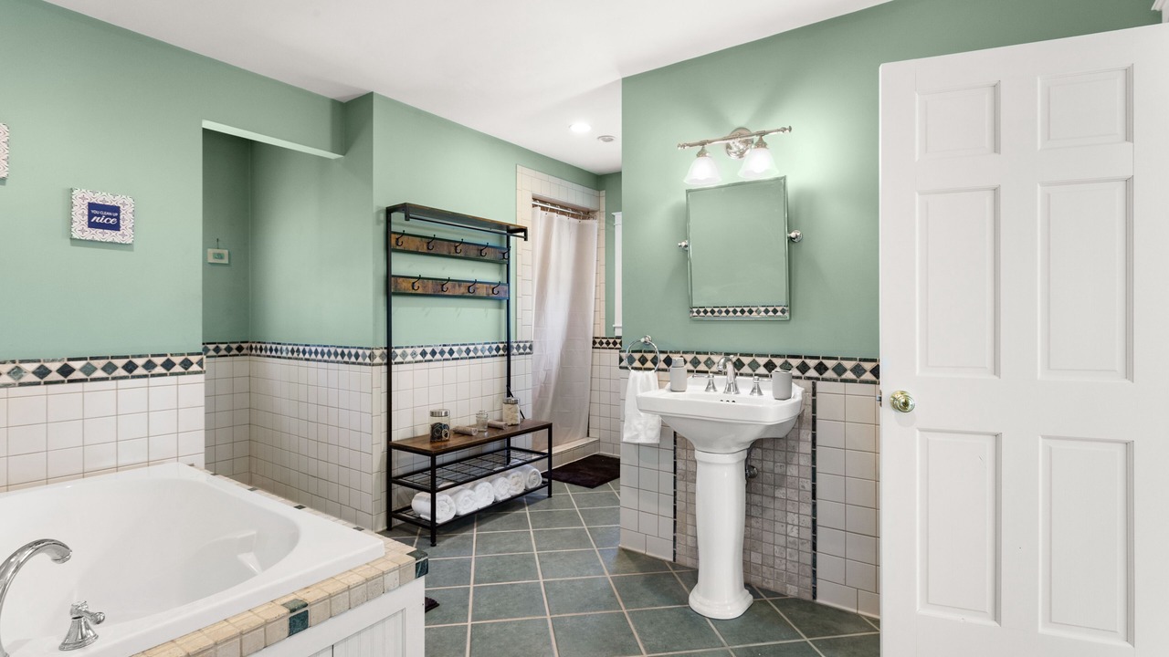 Photo of Bathroom in Orland