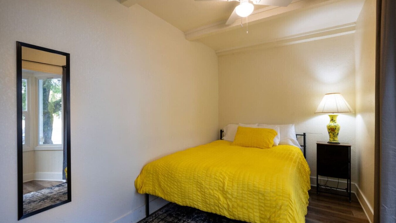 Photo of Bedroom in Market District