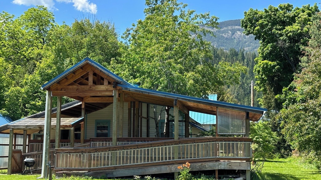 Photo of Outdoor in Metaline