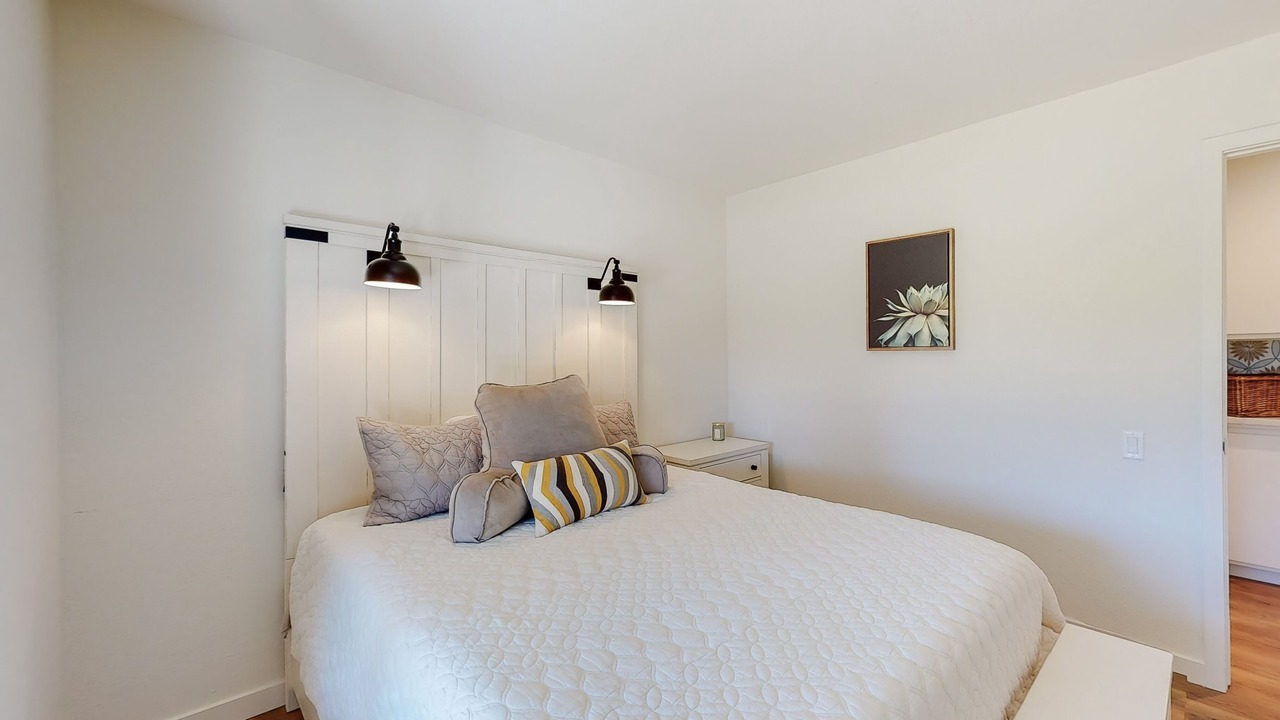 Photo of Bedroom in Thousand Oaks