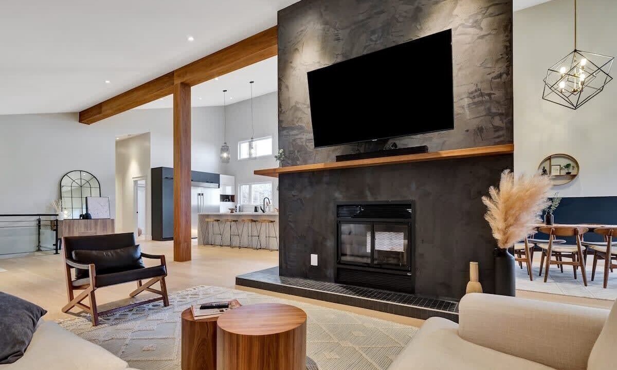 Photo of Livingroom in Val-des-Monts