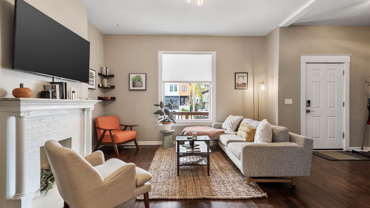 Photo of Livingroom in Kansas City