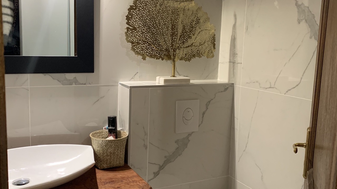 Photo of Bathroom in Lamorlaye