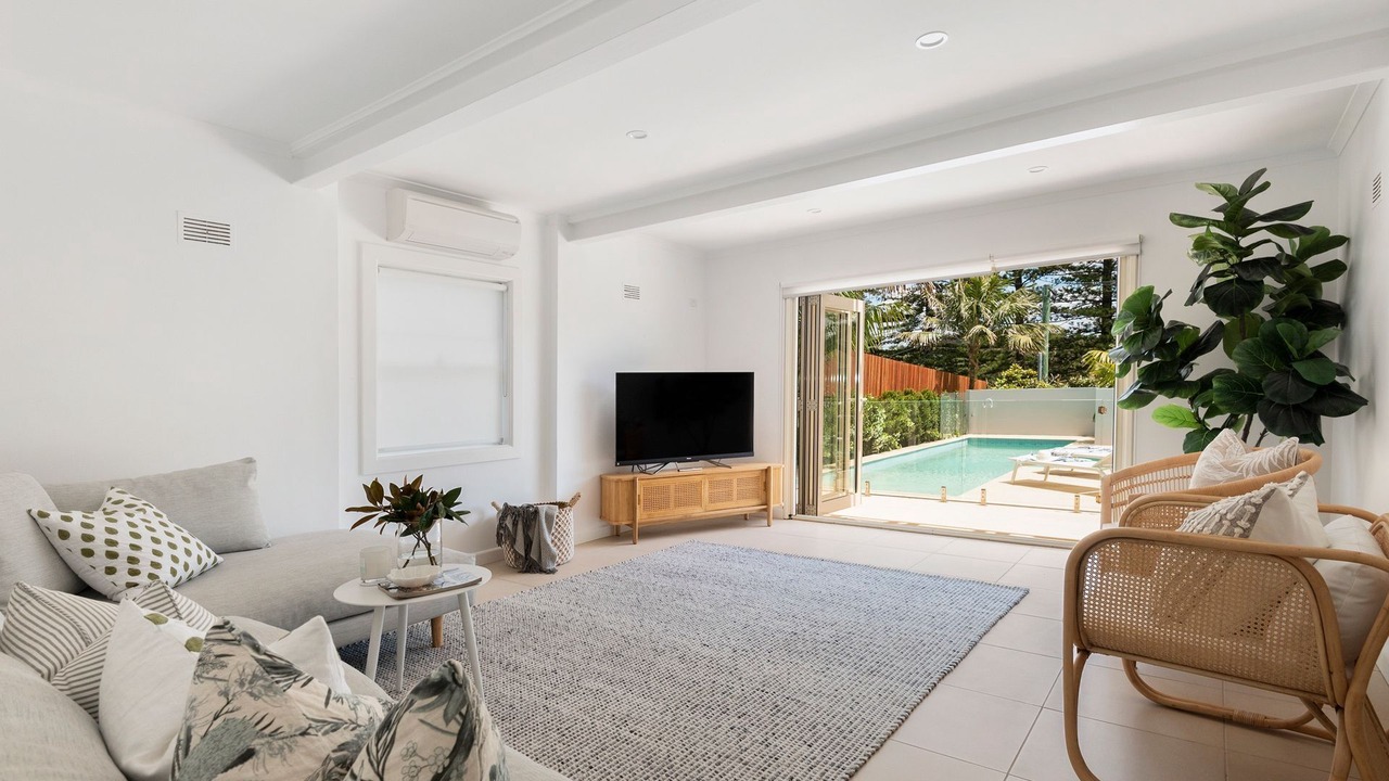 Photo of Livingroom in Avalon Beach