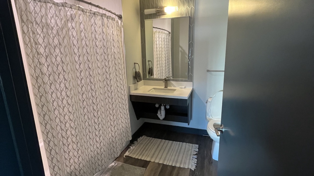 Photo of Bathroom in Near South Side