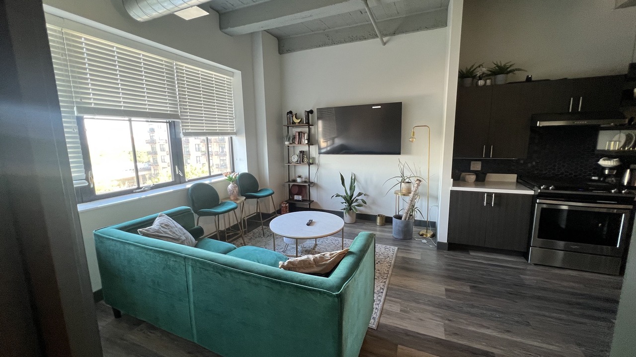 Photo of Livingroom in Near South Side