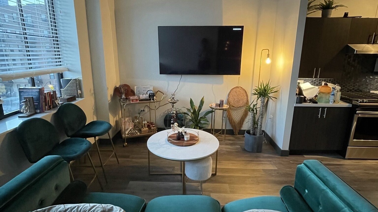 Photo of Livingroom in Near South Side