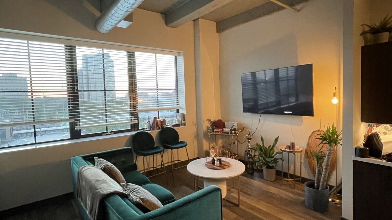Photo of Livingroom in Near South Side