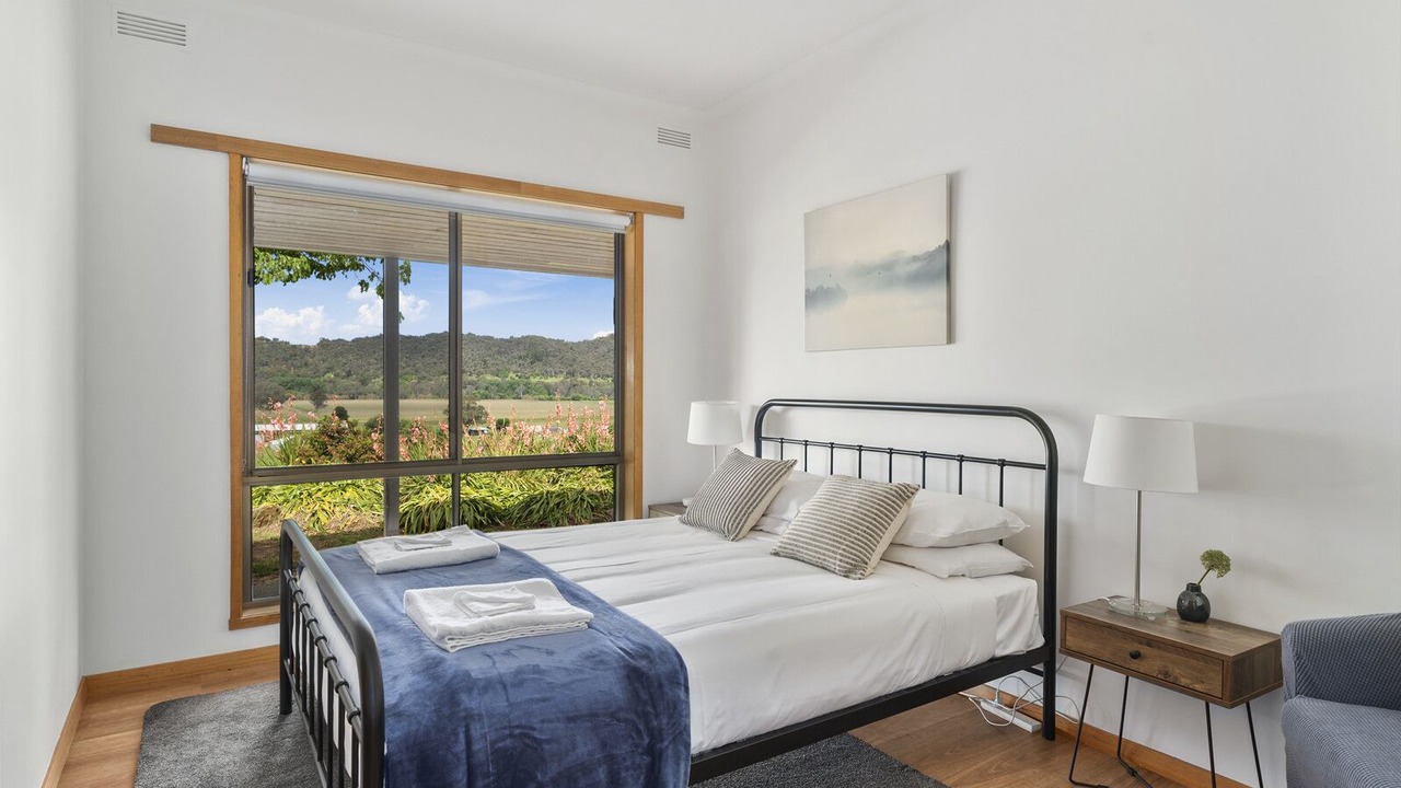 Photo of Bedroom in Merriang South