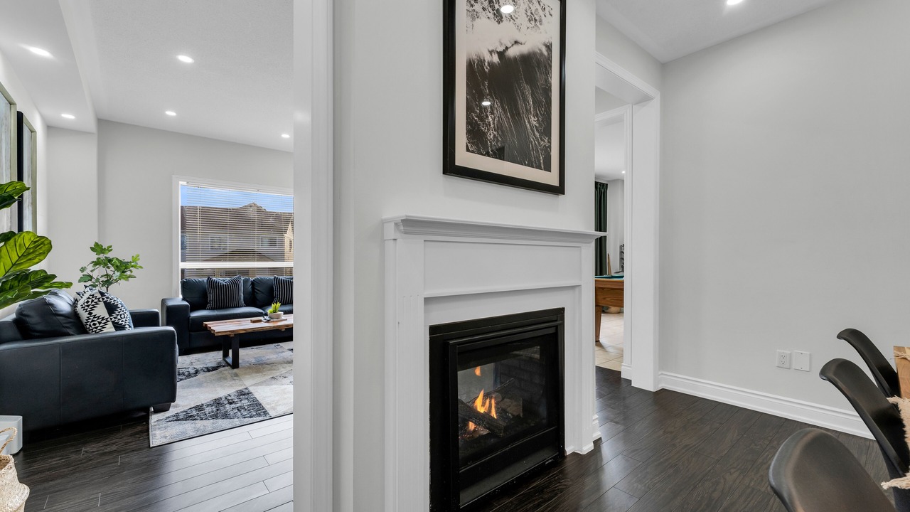 Photo of Livingroom in Durham Region