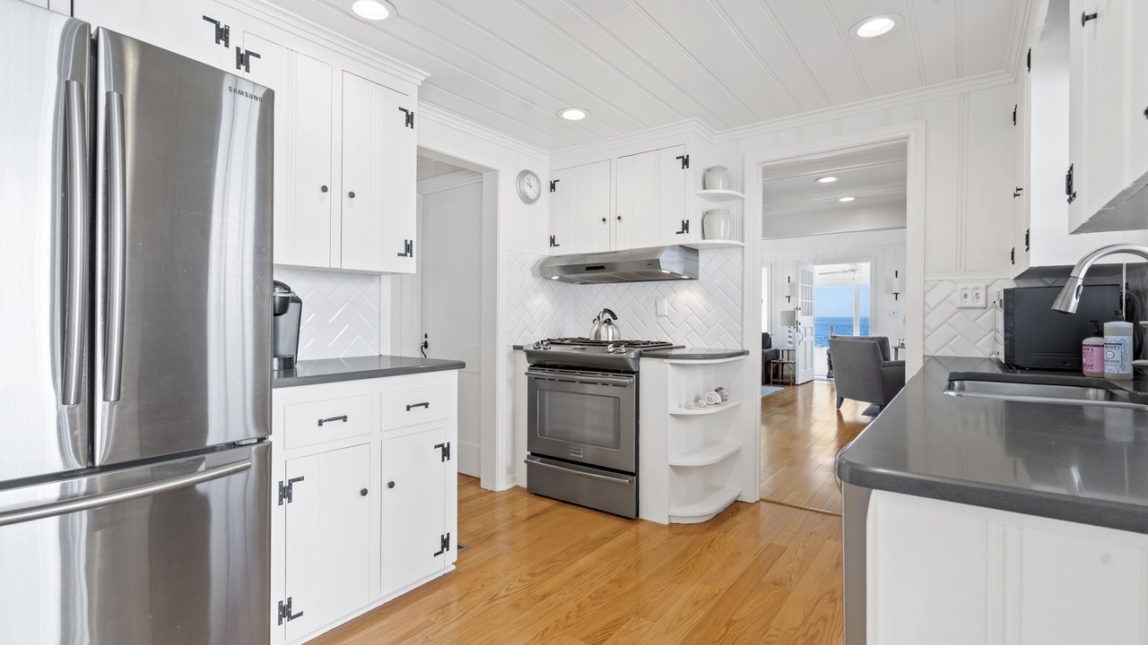 Photo of Kitchen in Clinton