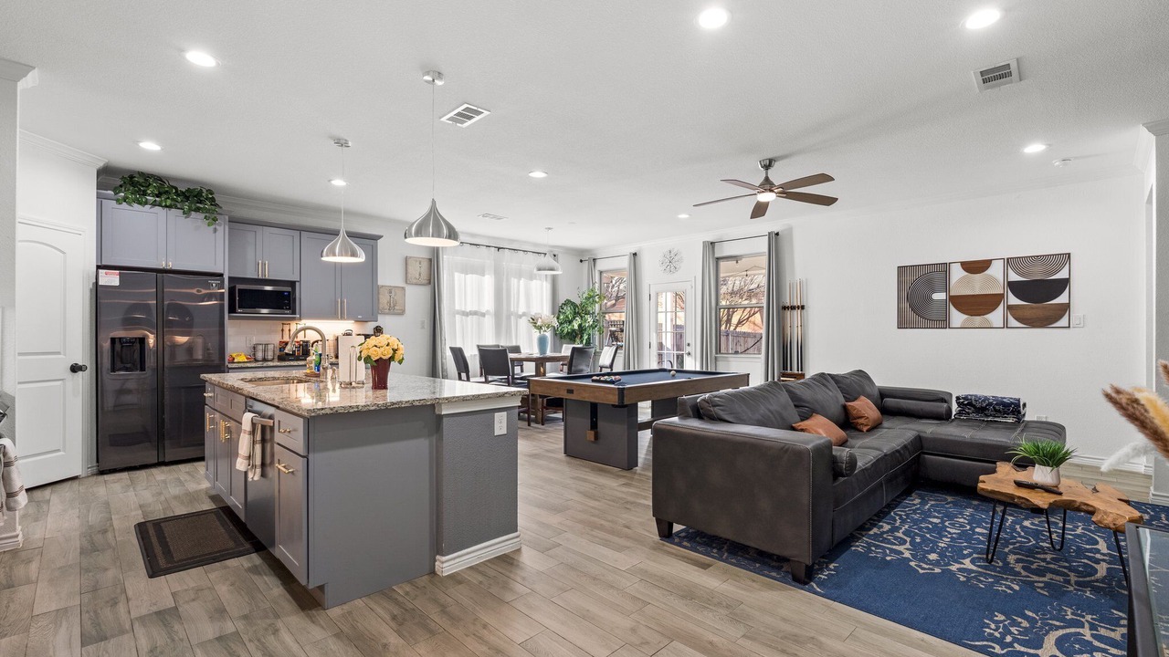 Photo of Livingroom in South Arlington