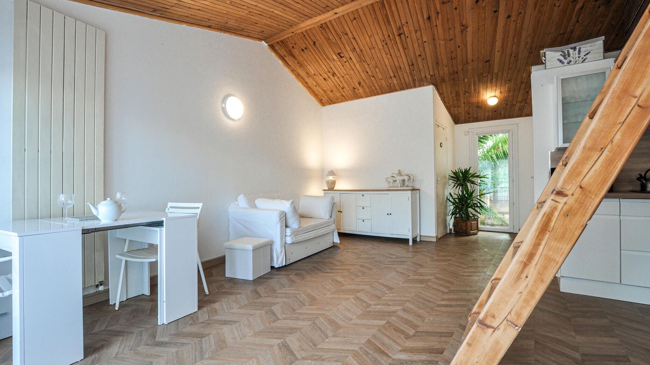 Photo of Bedroom in Mouans-Sartoux