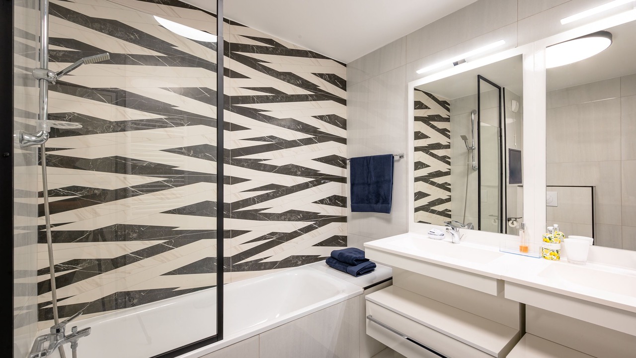 Photo of Bathroom in Clamart