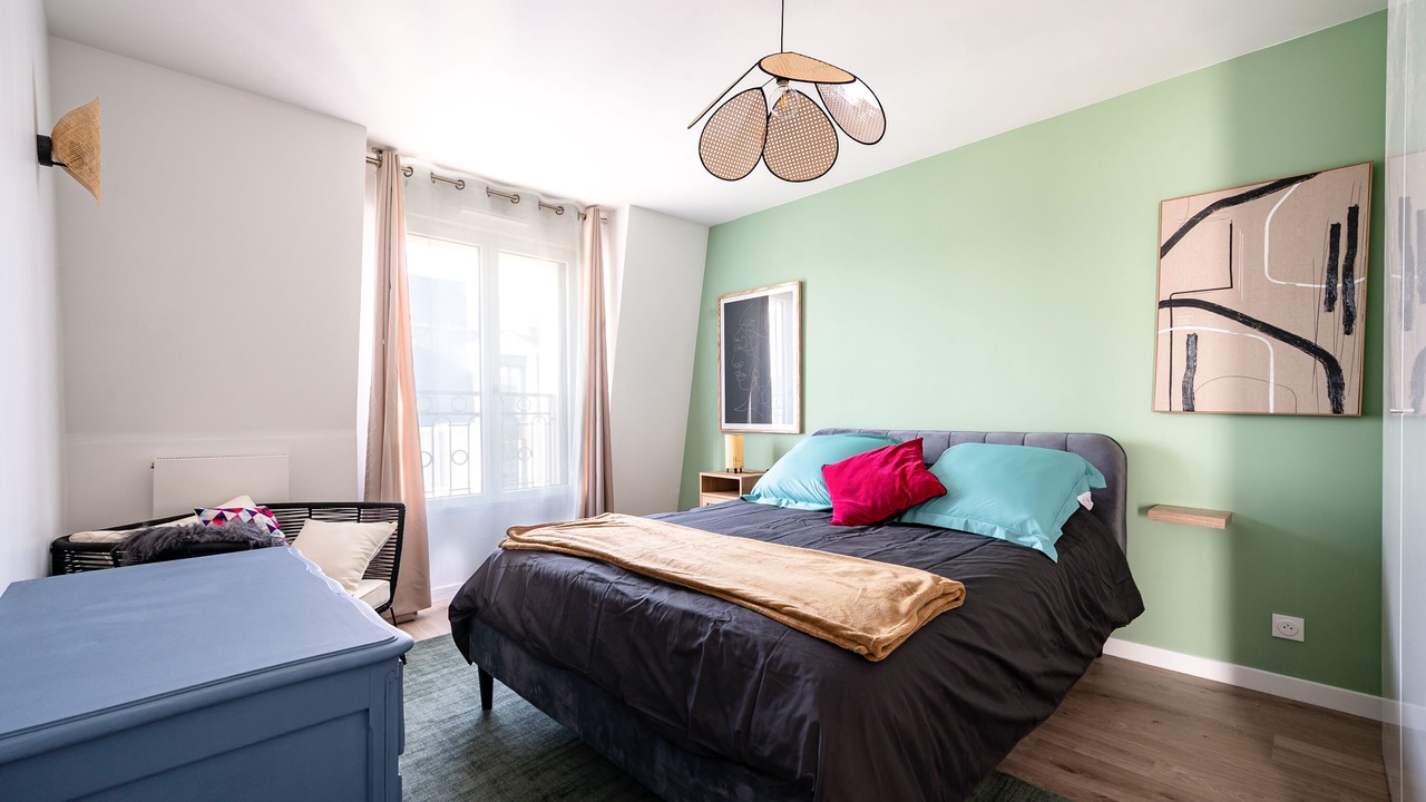 Photo of Bedroom in Clamart