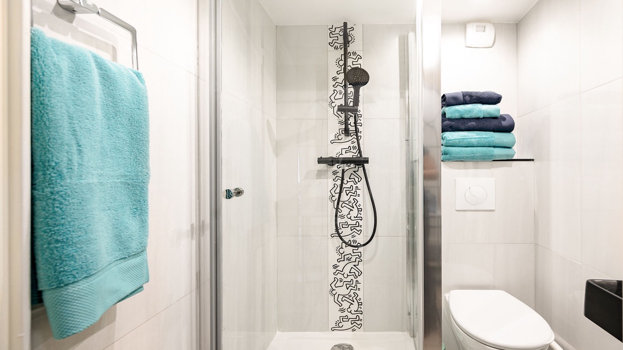 Photo of Bathroom in Clamart