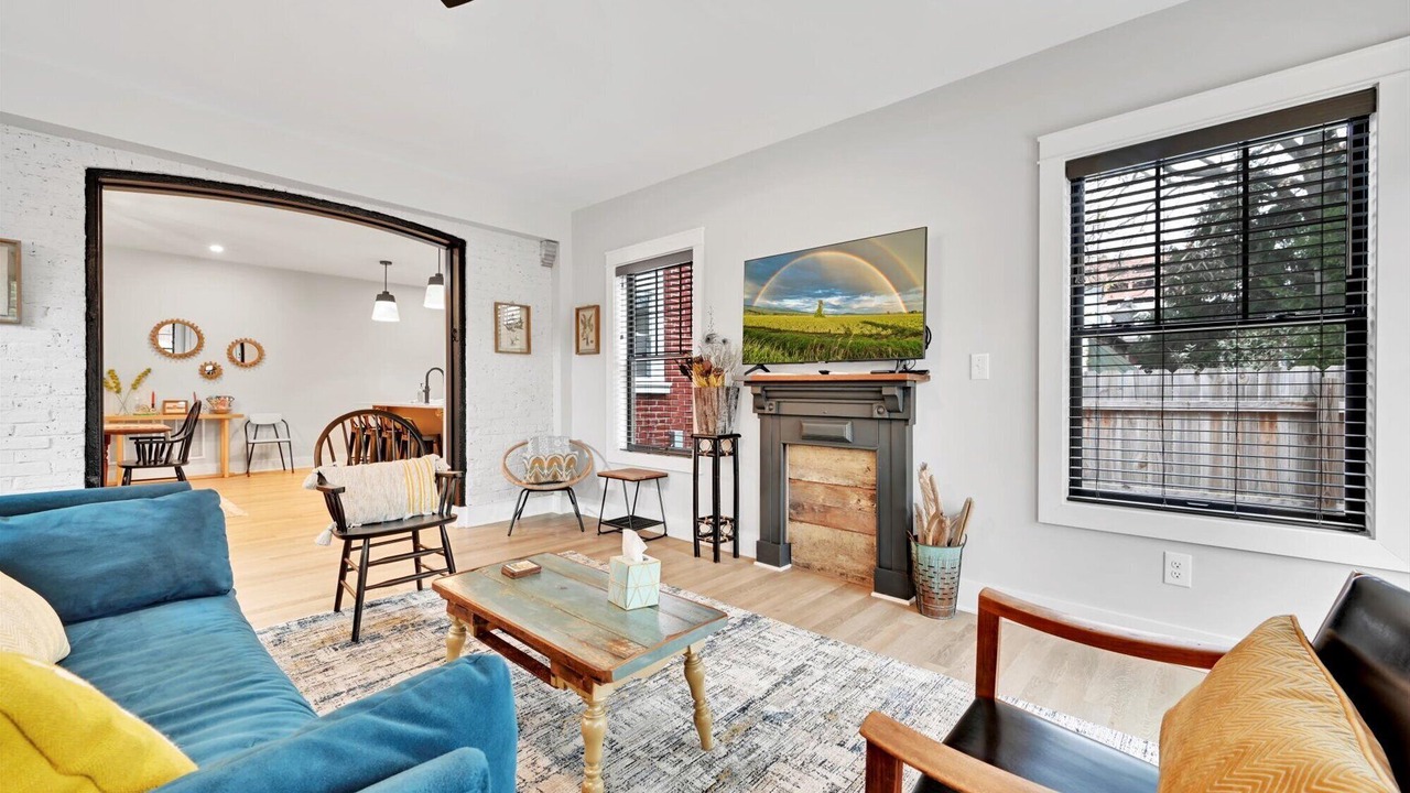 Photo of Livingroom in Lancaster