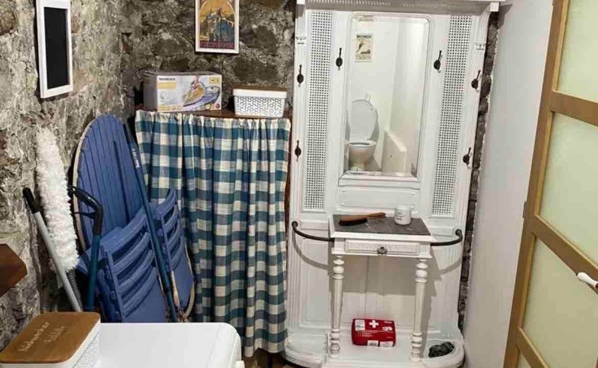 Photo of Bathroom in Quillan