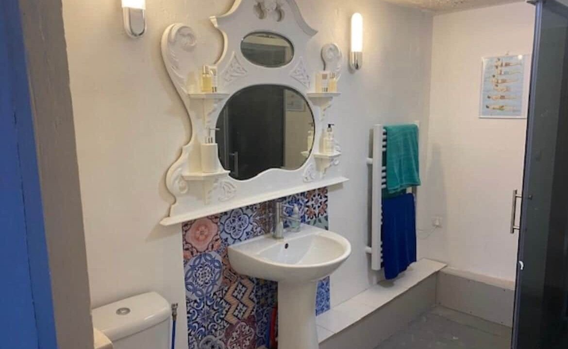 Photo of Bathroom in Quillan